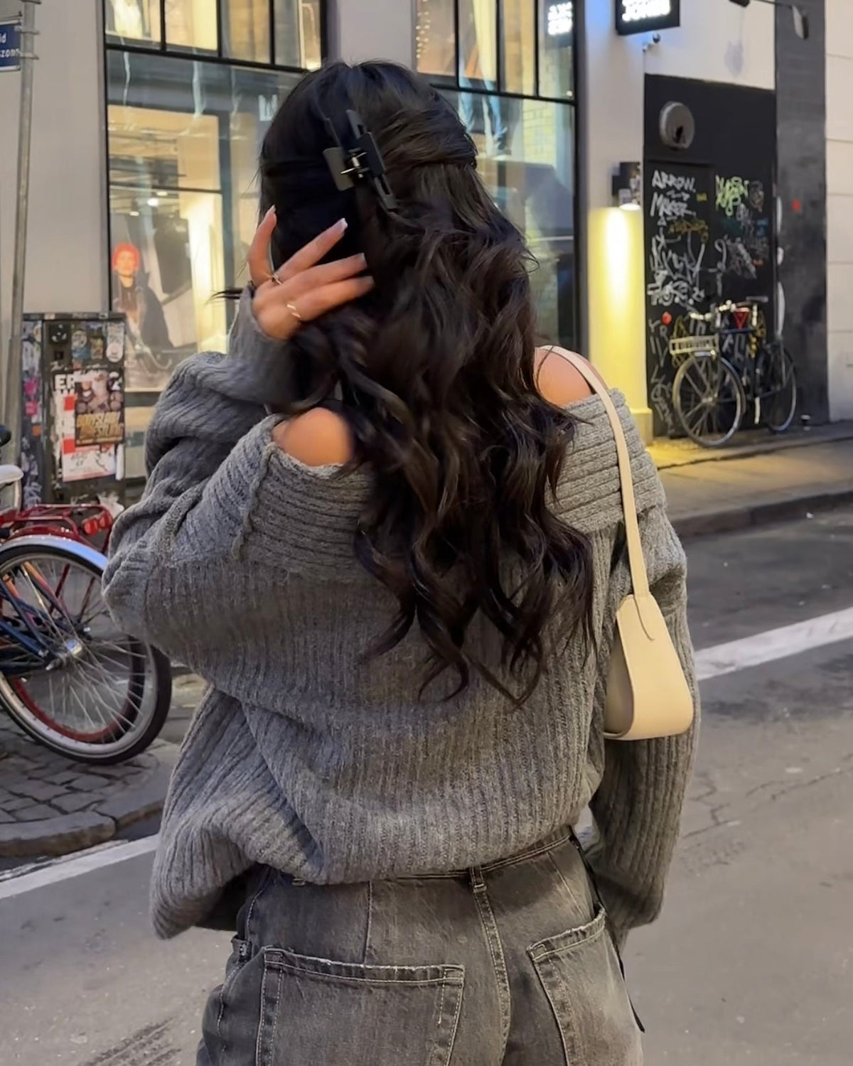 Elinor off shoulder knit - Grey